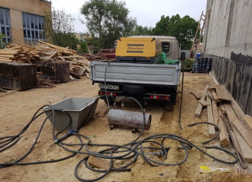 Компрессор Прокат компрессора Atlas Copco 287Cd с отбойными молотками взять в аренду, заказать, цены, услуги - Волгоград