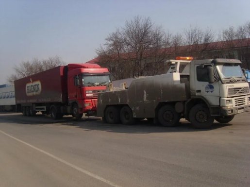 Эвакуация грузовой техники. Техпомощь стоимость услуг и где заказать - Волгоград