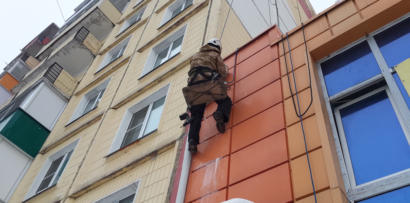 Услуги промышленных альпинистов для высотных работ в Новоаннинском
